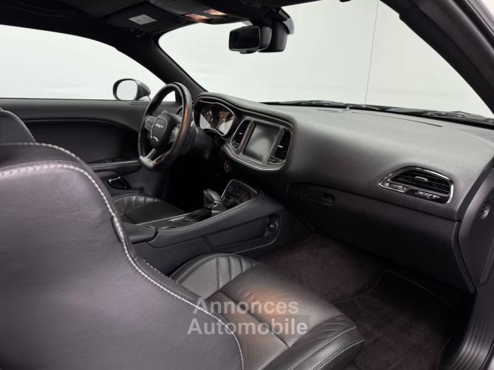 Dodge Challenger SRT HELLCAT - V8 62 - 717ch - 17