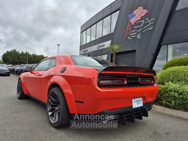 Dodge Challenger SCAT PACK WIDEBODY V8 6,4L SRT 392 - 3