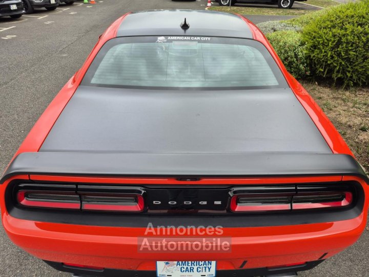 Dodge Challenger SCAT PACK WIDEBODY V8 6,4L SRT 392 - 5