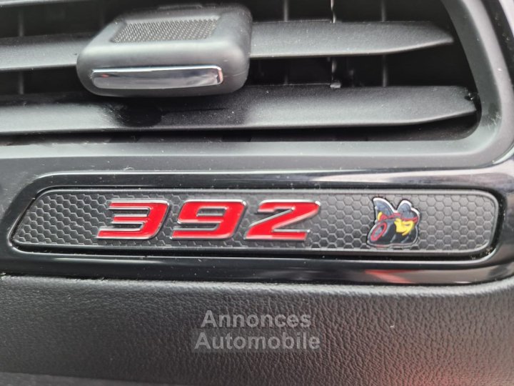 Dodge Challenger SCAT PACK WIDEBODY V8 6,4L SRT 392 - 31