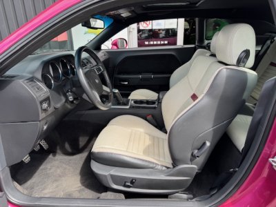 Dodge Challenger SRT8 6,1L FURIOUS FUSHIA 069/400   - 18
