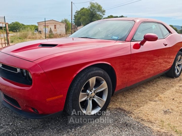 Dodge Challenger SXT 36i VVT - 2