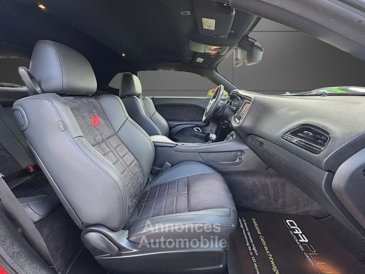 Dodge Challenger · 64 V8 SRT 392 Scat Pack · 492 ch · Automatique · Performance Pack - 12