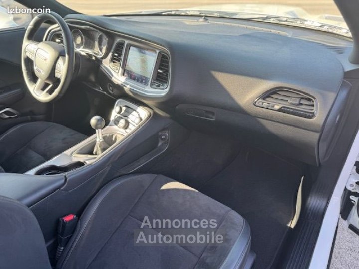 Dodge Challenger V8 64 SCAT PACK WIDEBODY 492ch BOITE MACANIQUE TRES TOIT OUVRANT - 3