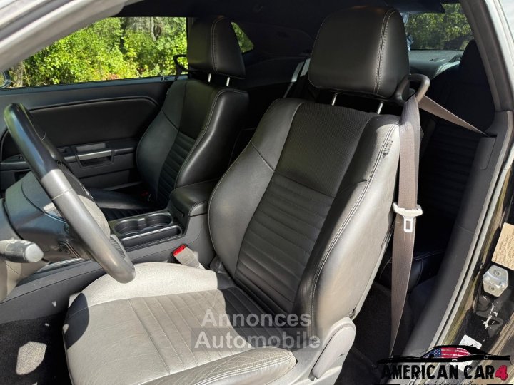 Dodge Challenger R/T - V8 57 370ch - 7