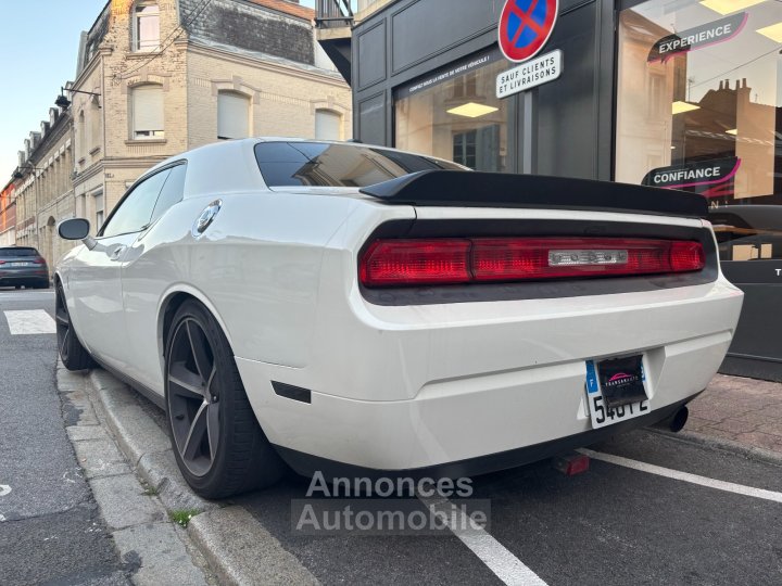 Dodge Challenger 250 SE - 27