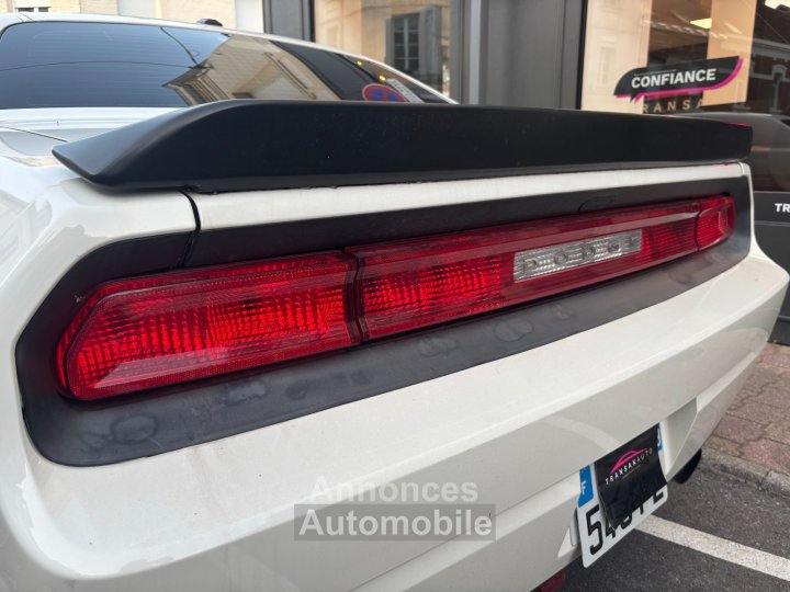 Dodge Challenger 250 SE - 28
