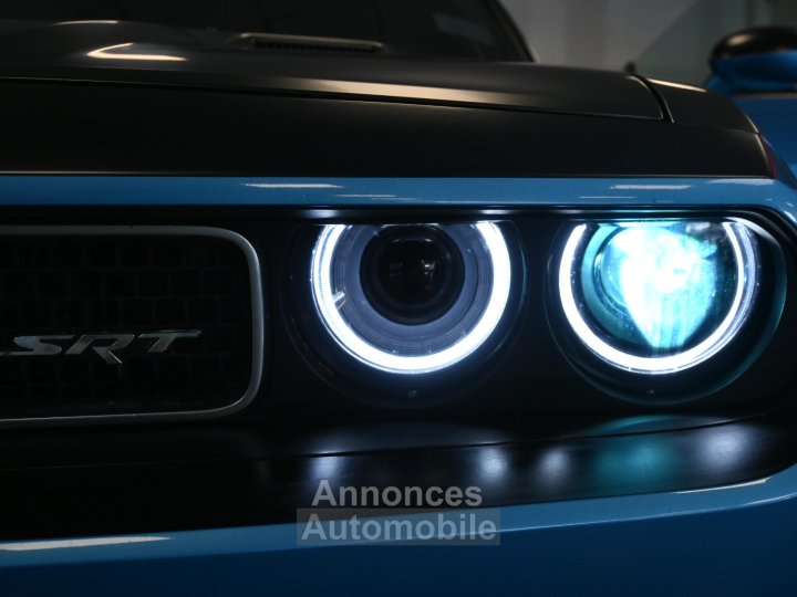 Dodge Challenger SRT8 61 431cv - 20