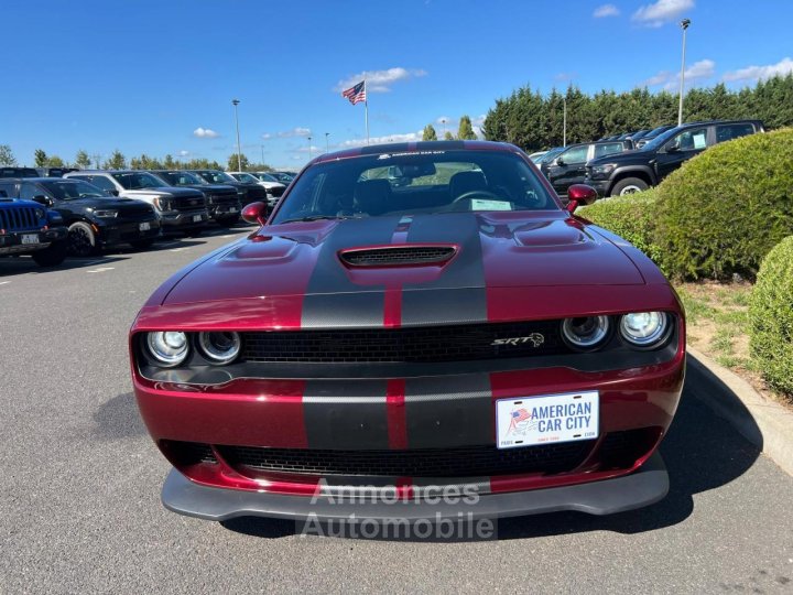 Dodge Challenger SRT HELLCAT V8 62L 717ch - 10