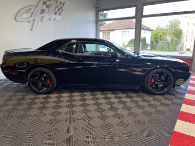Dodge Challenger V8 64L 392CI SRT8   - 3