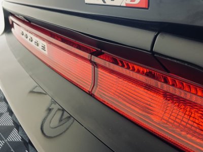 Dodge Challenger V8 64L 392CI SRT8   - 5