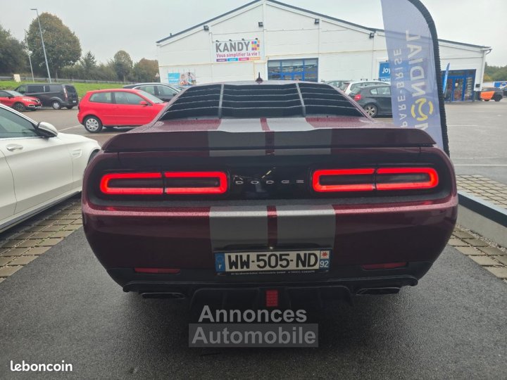 Dodge Challenger 64 SRT 492cv SCAT PACK 17000kms-2017 carte grise inclus - 2