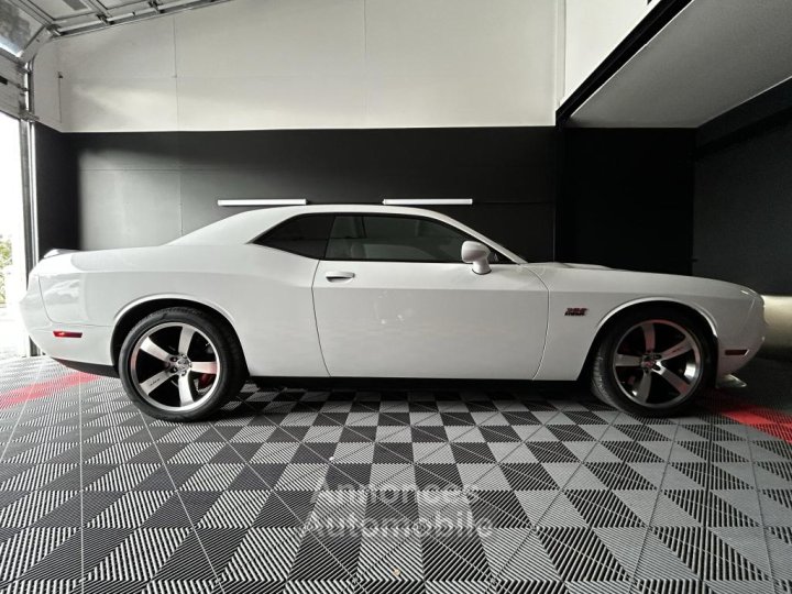 Dodge Challenger 392 Inaugural Edition ( CANADA ) - 4