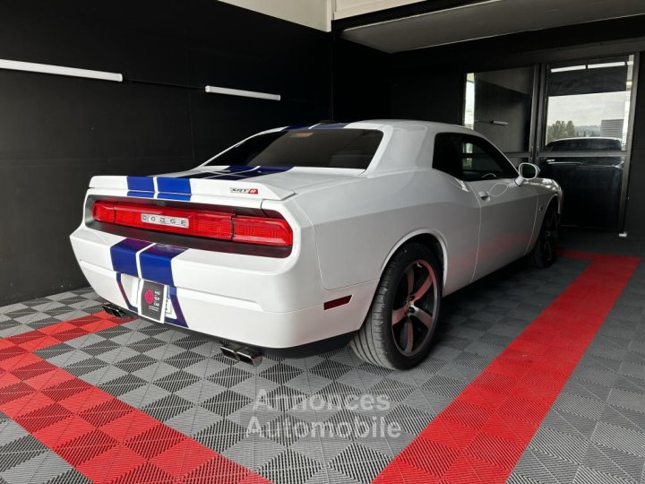 Dodge Challenger 392 Inaugural Edition ( CANADA ) - 5