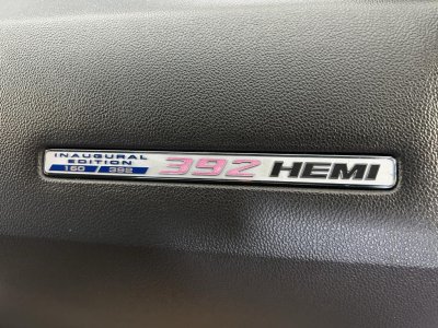 Dodge Challenger 392 Inaugural Edition ( CANADA )   - 9