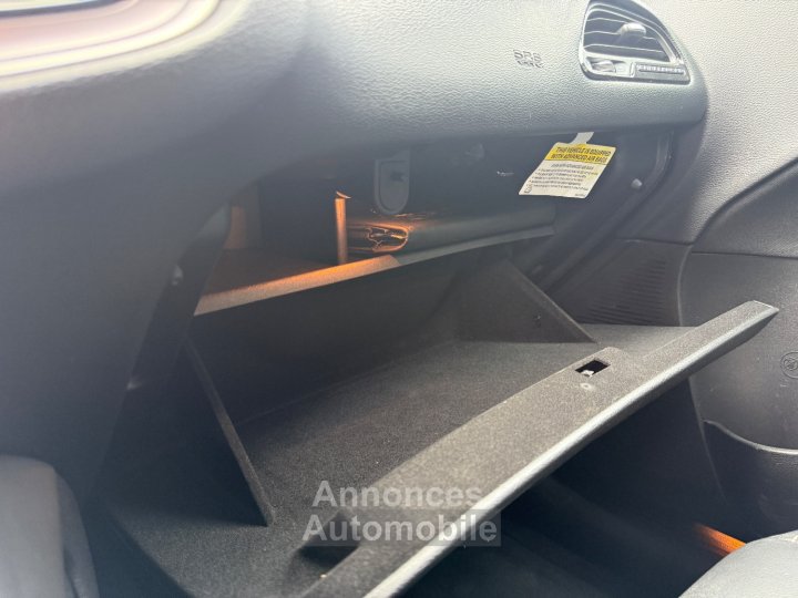 Dodge Challenger 3,6 SXT V6 306CV, 24cv, Bleu, camera pas de malus - 8