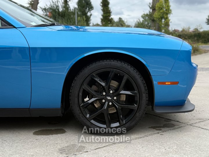 Dodge Challenger 3,6 SXT V6 306CV, 24cv, Bleu, camera pas de malus - 13