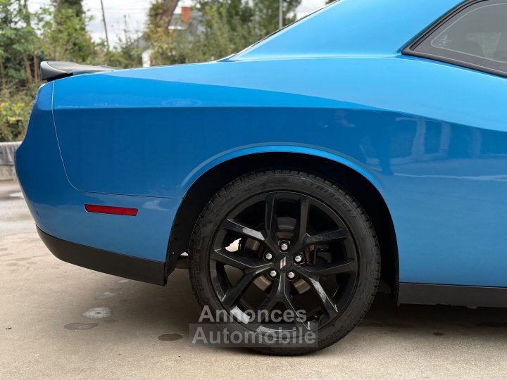 Dodge Challenger 3,6 SXT V6 306CV, 24cv, Bleu, camera pas de malus - 14