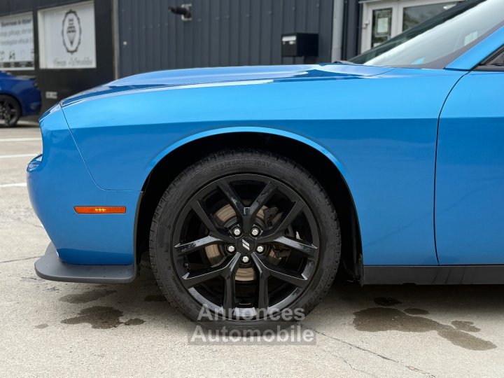 Dodge Challenger 3,6 SXT V6 306CV, 24cv, Bleu, camera pas de malus - 16