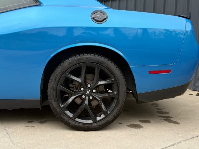 Dodge Challenger 3,6 SXT V6 306CV, 24cv, Bleu, camera pas de malus - 17