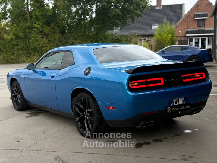 Dodge Challenger 3,6 SXT V6 306CV, 24cv, Bleu, camera pas de malus - 29