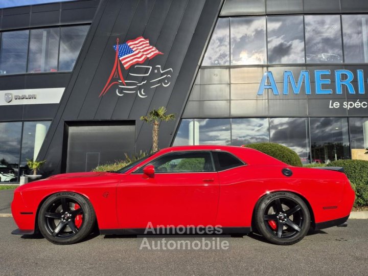 Dodge Challenger SRT HELLCAT V8 62L 707hp - 2