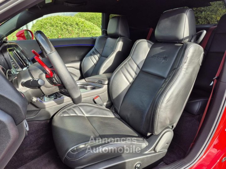 Dodge Challenger SRT HELLCAT V8 62L 707hp - 11