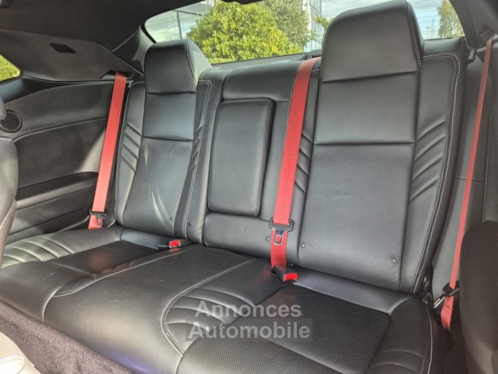 Dodge Challenger SRT HELLCAT V8 62L 707hp - 12