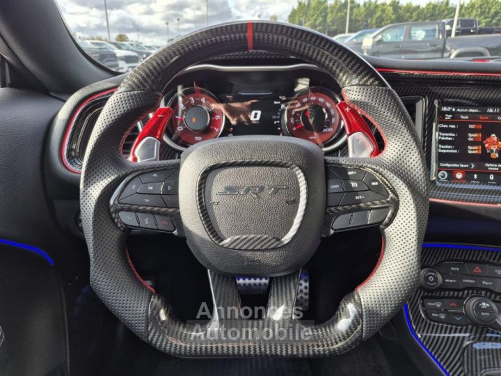 Dodge Challenger SRT HELLCAT V8 62L 707hp - 21