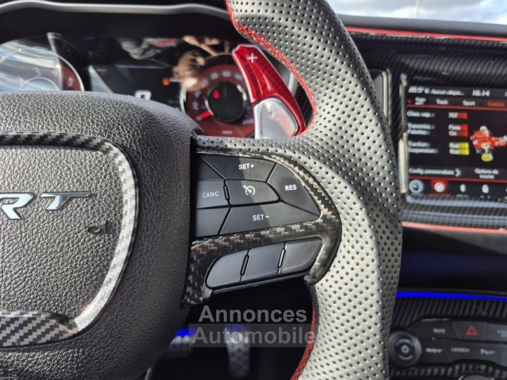 Dodge Challenger SRT HELLCAT V8 62L 707hp - 23