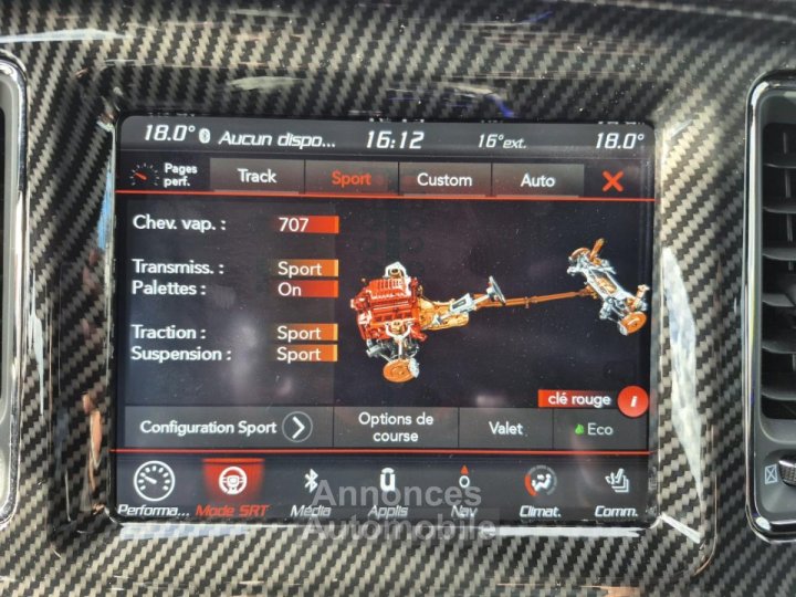 Dodge Challenger SRT HELLCAT V8 62L 707hp - 26