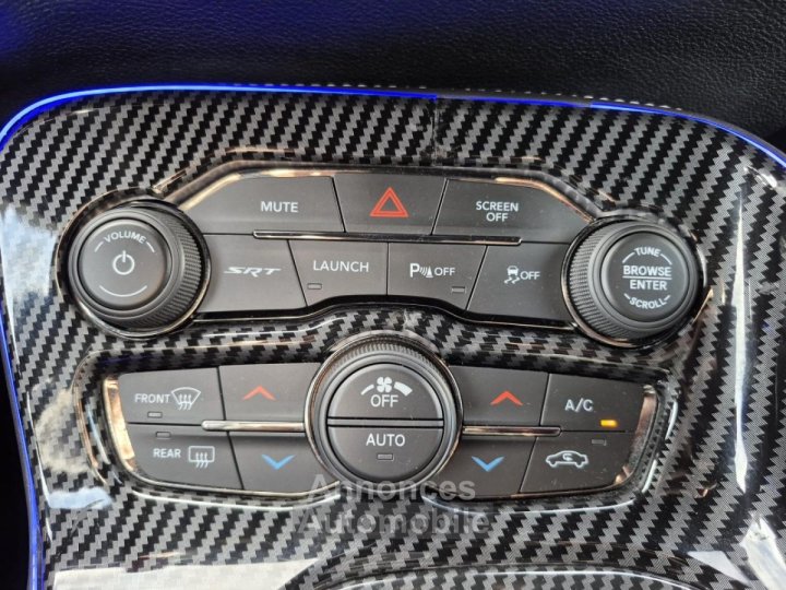 Dodge Challenger SRT HELLCAT V8 62L 707hp - 29