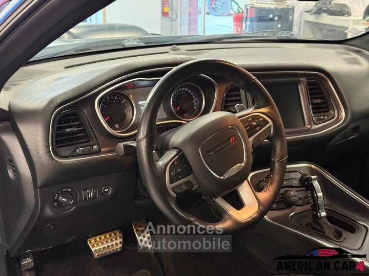 Dodge Challenger V8 64 Scatpack Shaker - 11