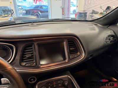 Dodge Challenger V8 64 Scatpack Shaker - 16