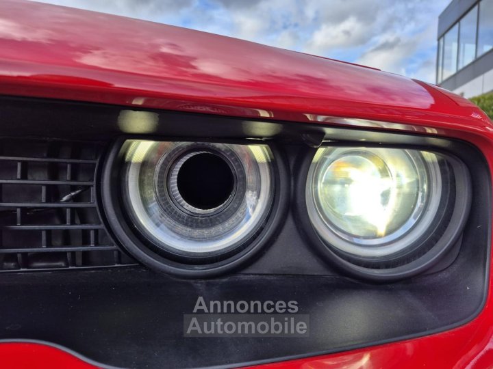 Dodge Challenger SRT HELLCAT V8 62L 707hp - 39