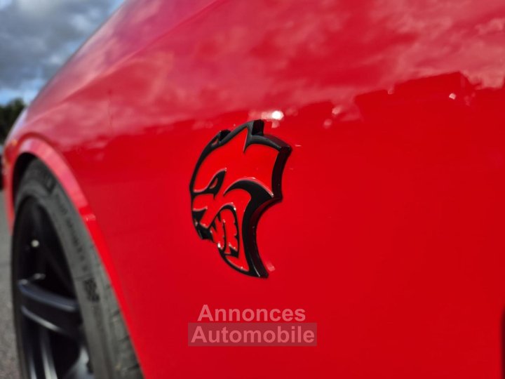 Dodge Challenger SRT HELLCAT V8 62L 707hp - 42