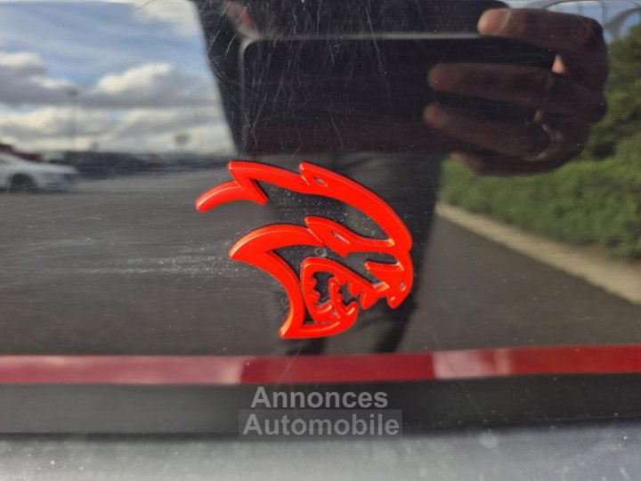 Dodge Challenger SRT HELLCAT V8 62L 707hp - 46