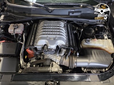 Dodge Challenger SRT HELLCAT 62L V8 HEMI SUPERCHARGED 717CV   - 10