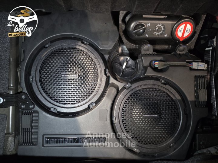 Dodge Challenger SRT HELLCAT 62L V8 HEMI SUPERCHARGED 717CV - 27