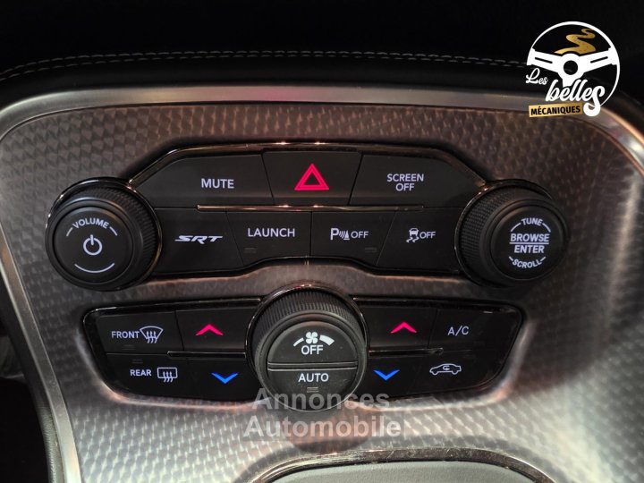 Dodge Challenger SRT HELLCAT 62L V8 HEMI SUPERCHARGED 717CV - 22