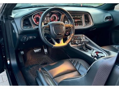 Dodge Challenger SRT HELLCAT V8 62L 707hp - 2