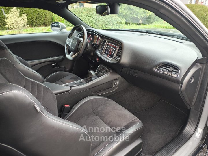 Dodge Challenger SRT HELLCAT Widebody V8 6,2L - 14