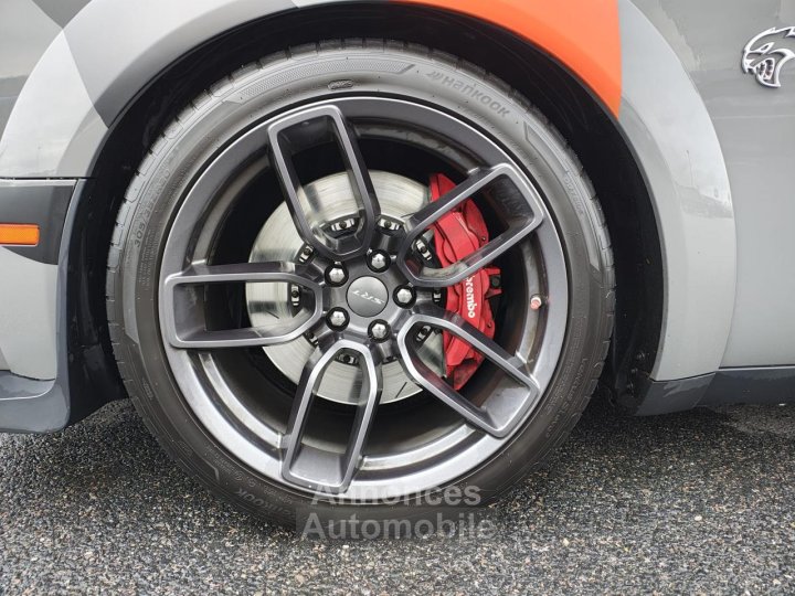 Dodge Challenger SRT HELLCAT Widebody V8 6,2L - 30