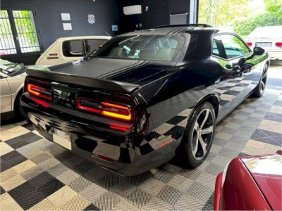 Dodge Challenger R/T Shaker V8 5,7 Bva8 - 5