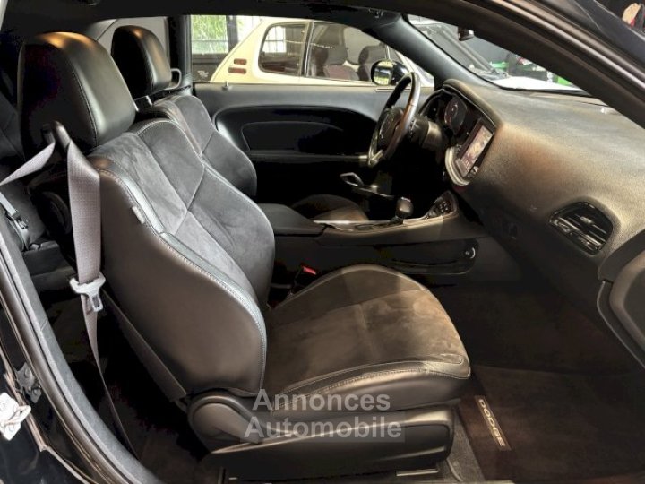 Dodge Challenger R/T Shaker V8 5,7 Bva8 - 18