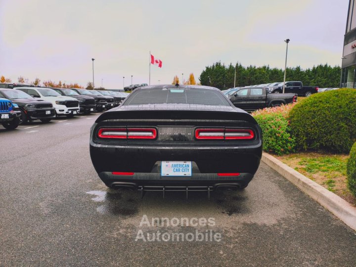 Dodge Challenger SRT HELLCAT V8 62L 707hp - 4