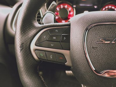 Dodge Challenger SRT HELLCAT V8 62L 707hp - 17