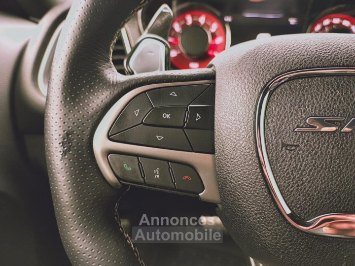 Dodge Challenger SRT HELLCAT V8 62L 707hp - 17