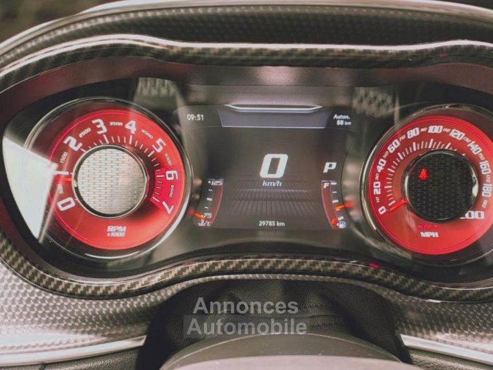 Dodge Challenger SRT HELLCAT V8 62L 707hp - 19