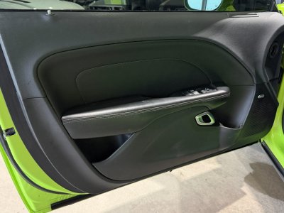 Dodge Challenger RT plus - 23